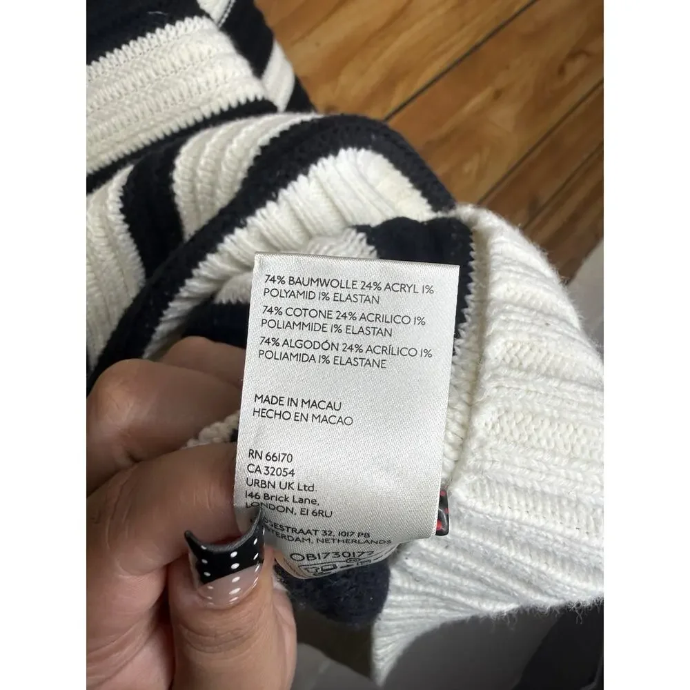 Free People Black Ivory Striped Knit Sweater Size L Large Oversized Relaxed Fit
